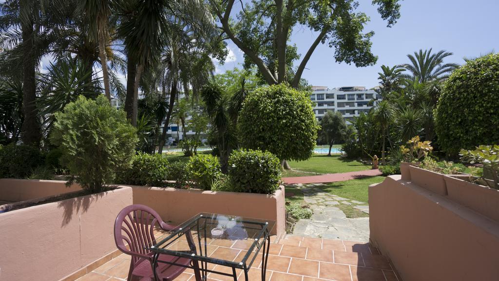 Apartamento Club Jardines Del Puerto Marbella Exterior foto