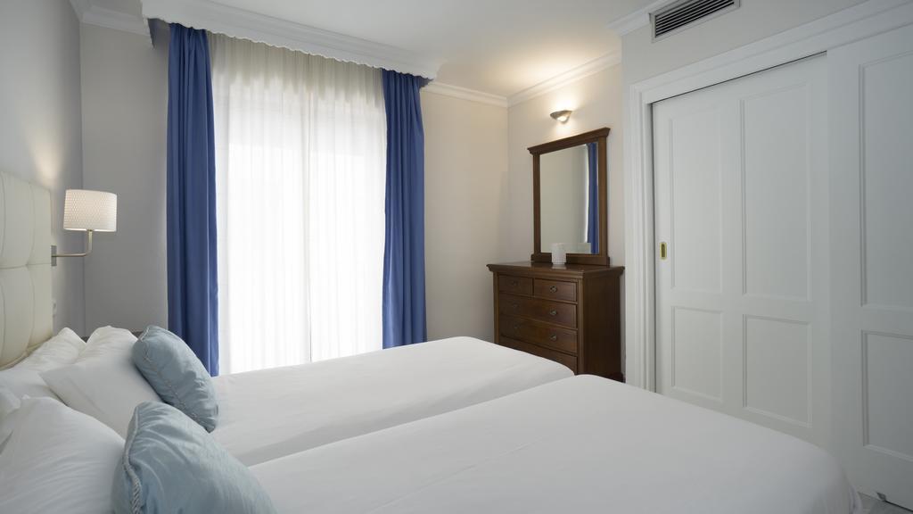 Apartamento Club Jardines Del Puerto Marbella Exterior foto
