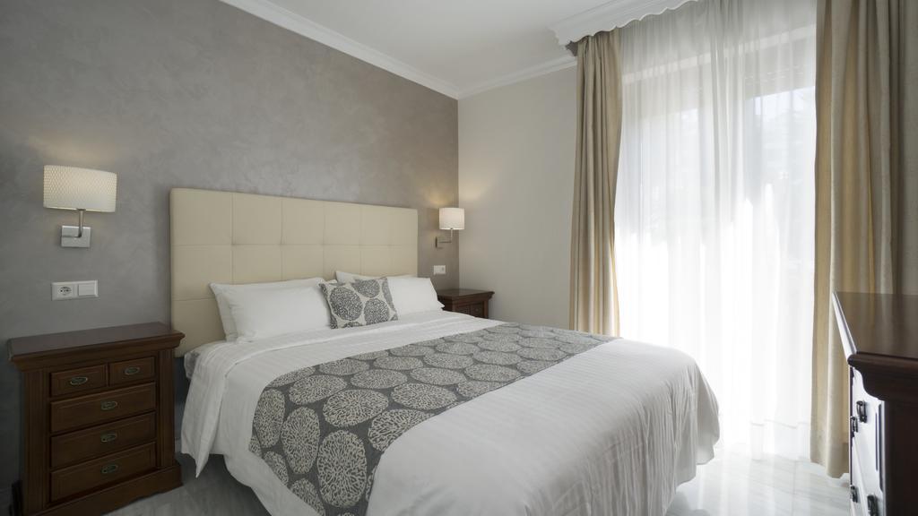 Apartamento Club Jardines Del Puerto Marbella Exterior foto