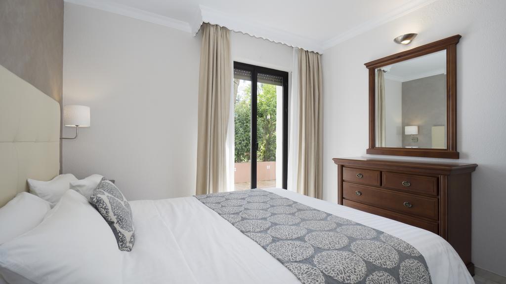 Apartamento Club Jardines Del Puerto Marbella Exterior foto